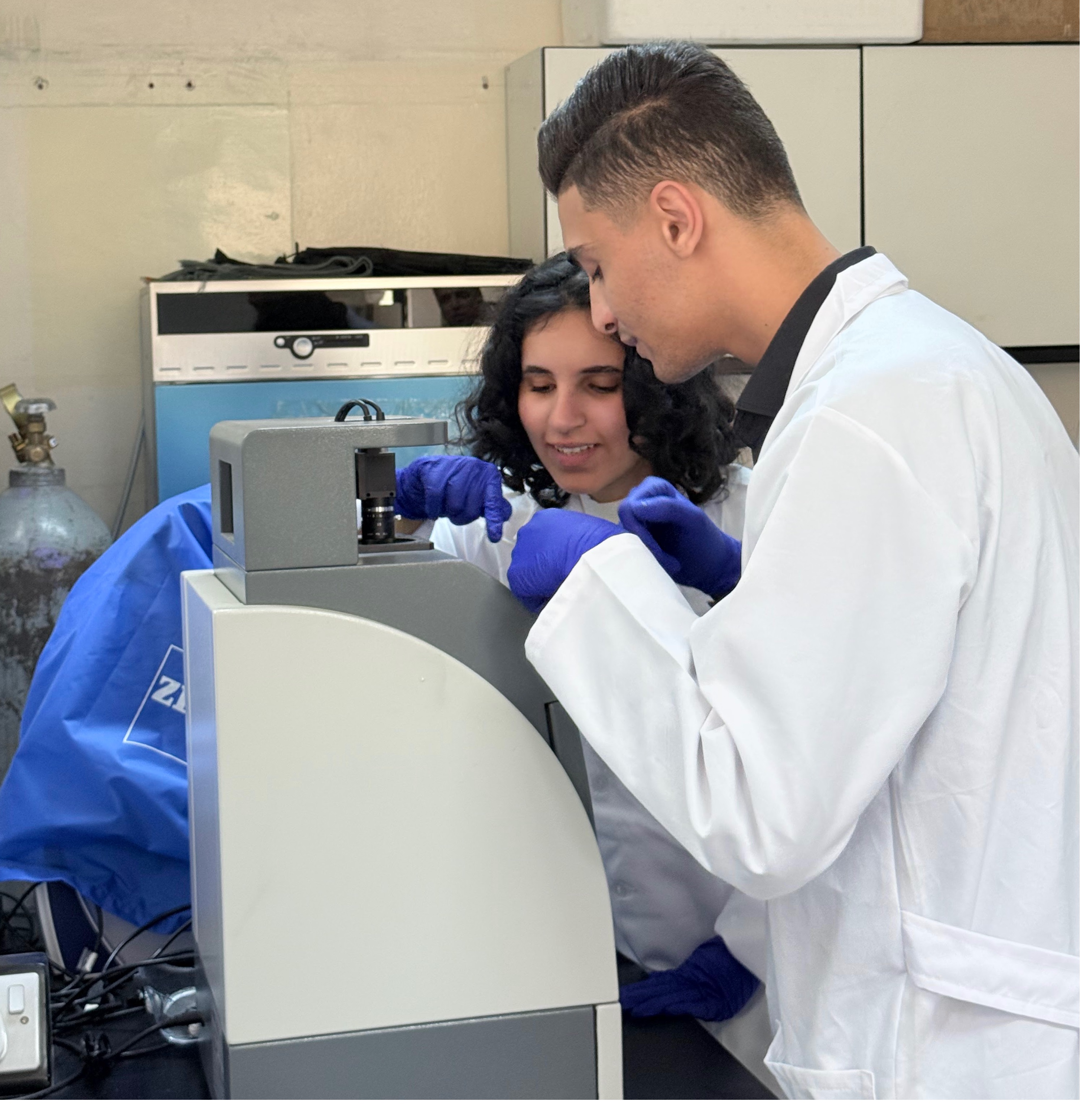 مختبر الجينوم 7