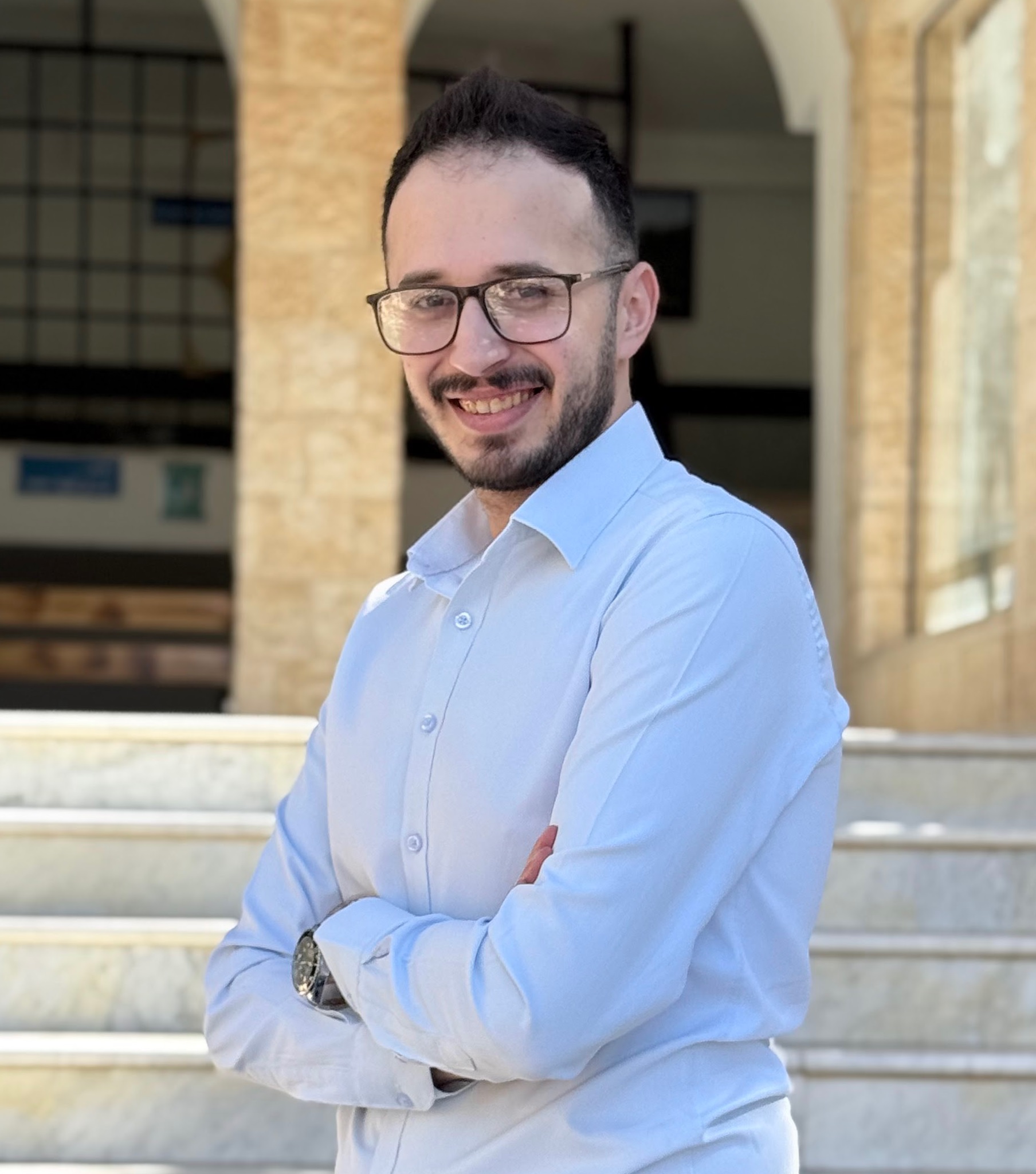 السيد ثائر السقار